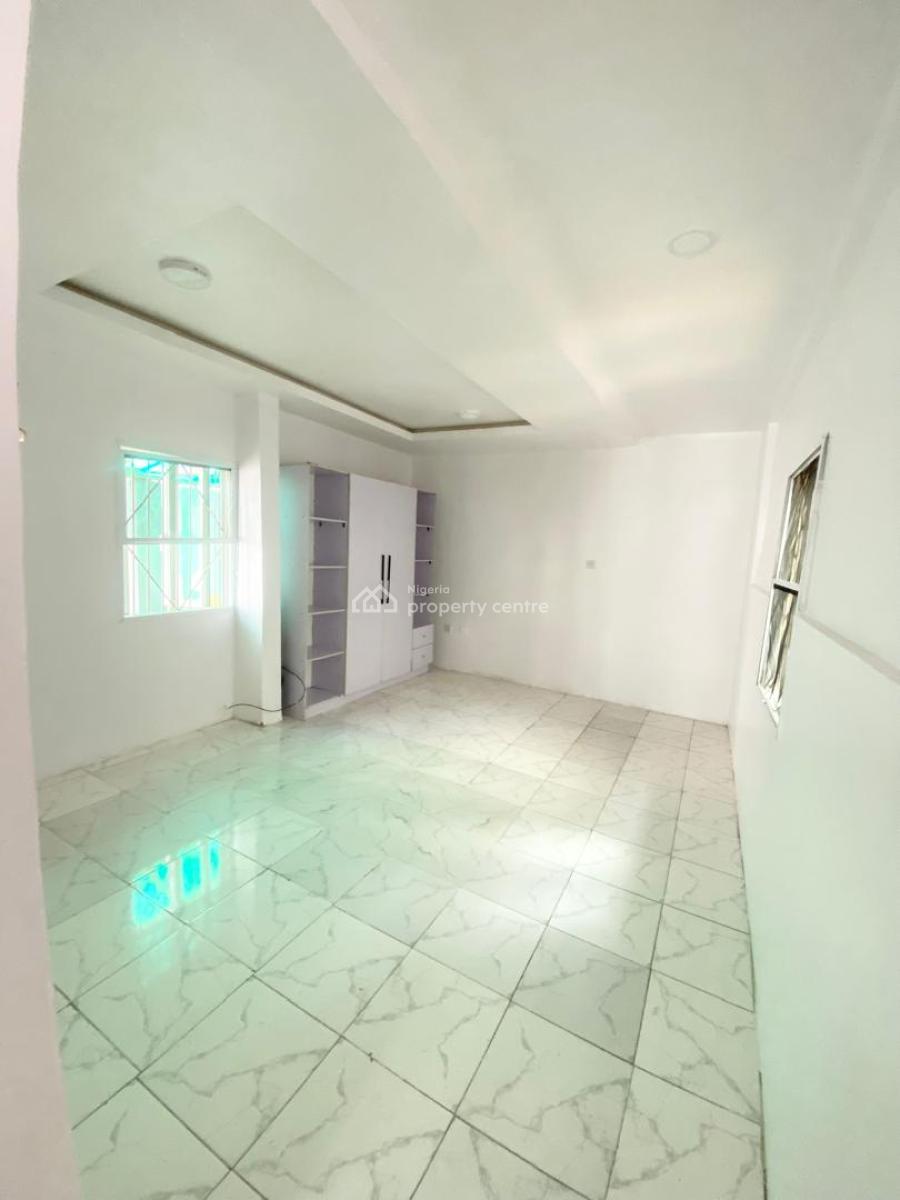 Flatmate Needed For Newly Renovated 2 Bedroom Flat Ensuite