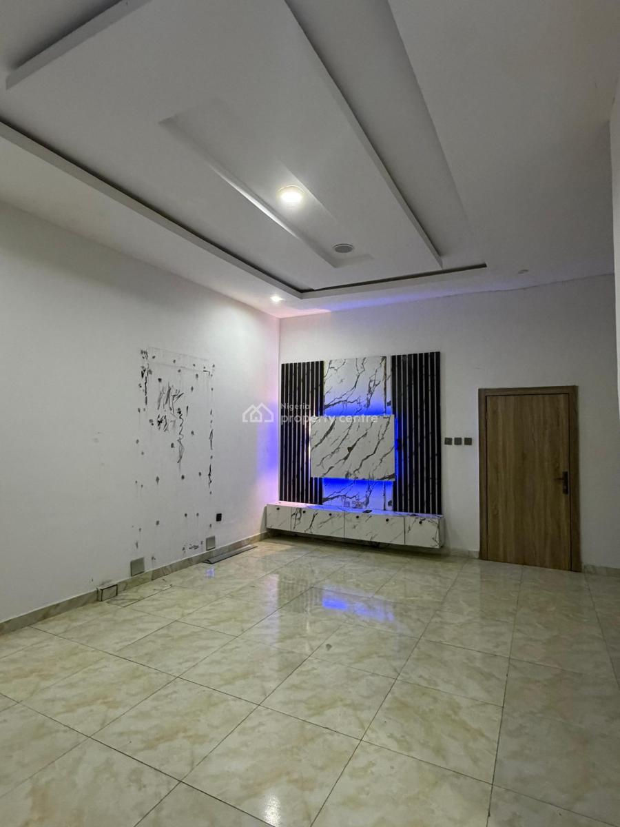Flatmate Needed For Newly Renovated 2 Bedroom Flat Ensuite